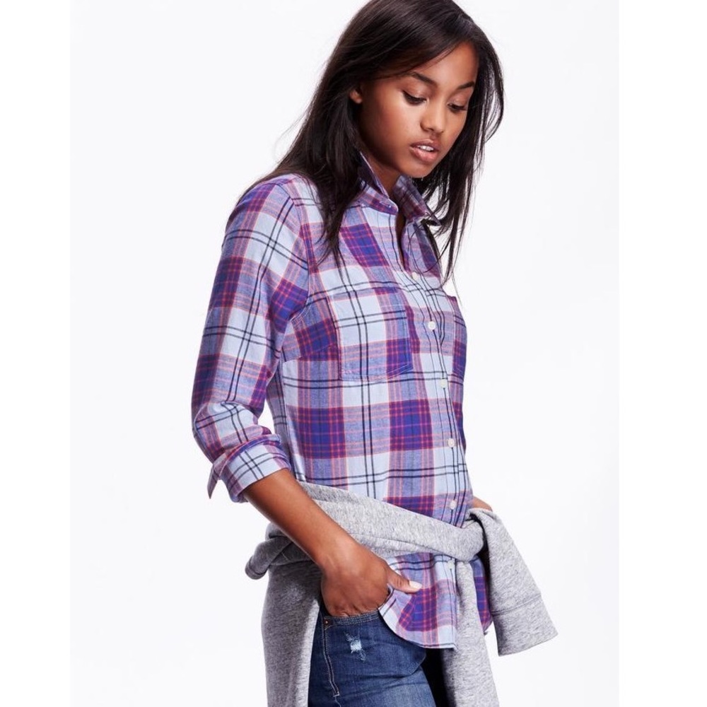 Old Navy Classic Plaid Flannel Button Up Shirt